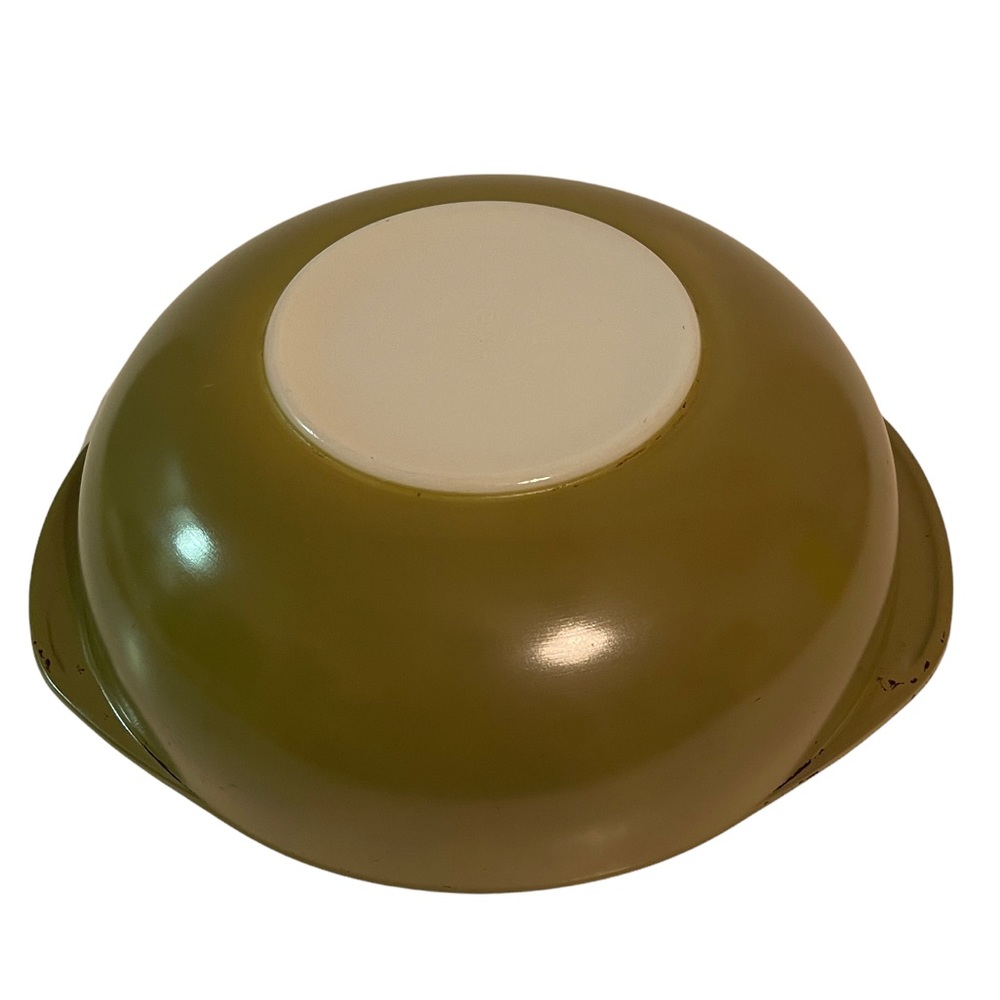 Vintage Pyrex Avocado Green # 024